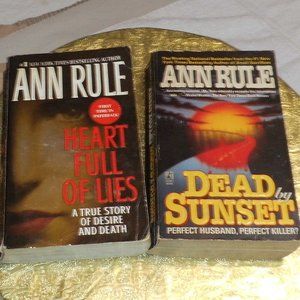 Books - (set/2) - "Heart Full of Lies"  &  "Dead by Sunset"